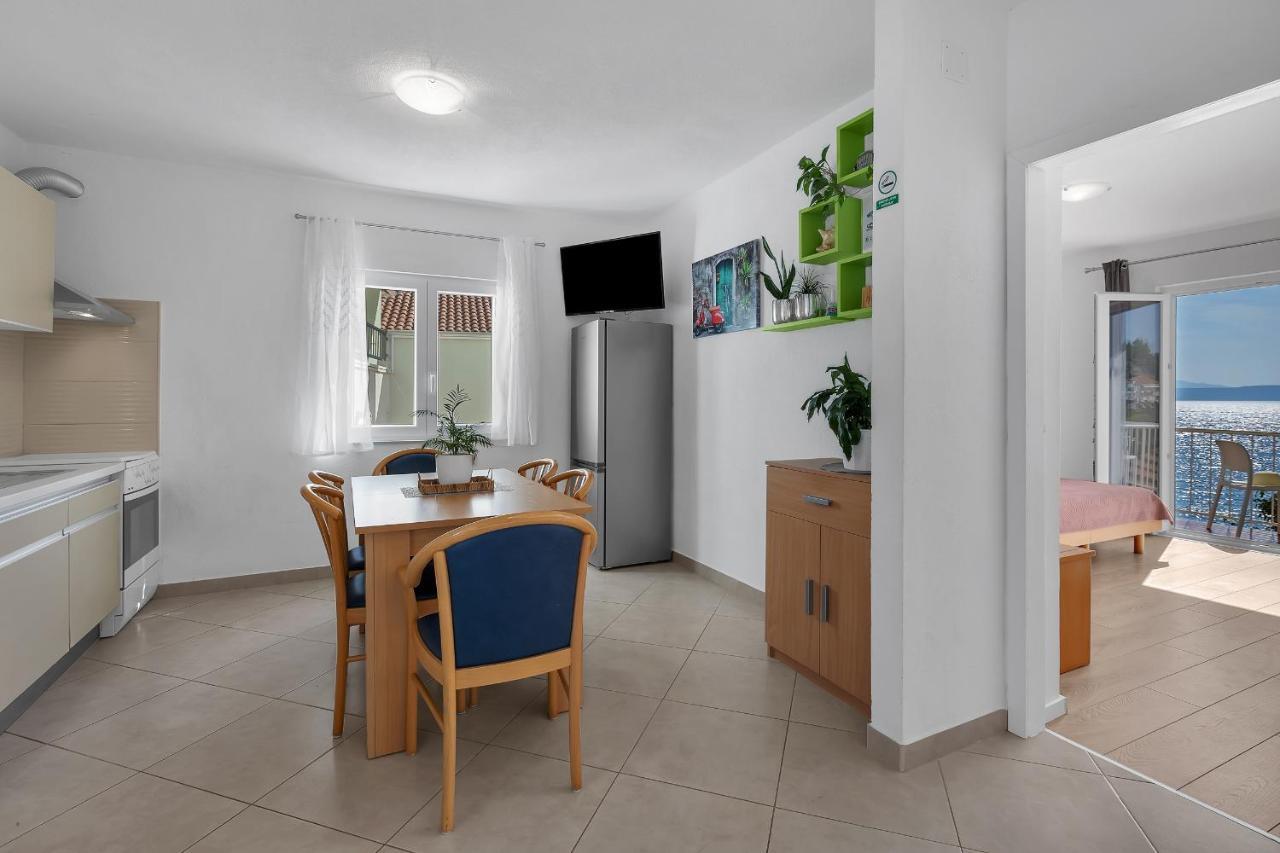 Apartments By The Sea Podgora, Makarska - 2596 外观 照片