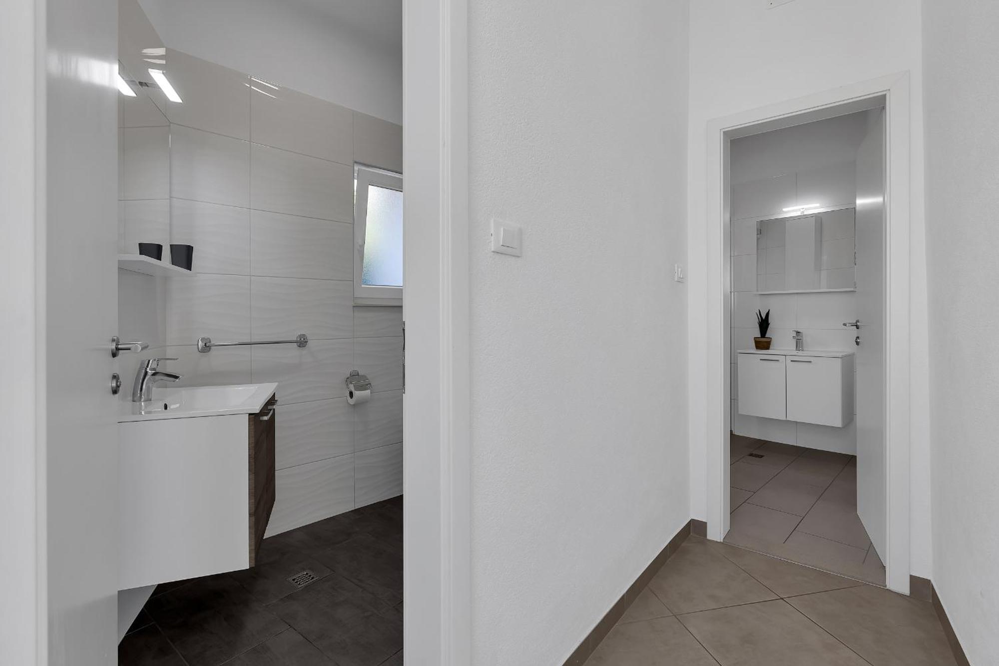 Apartments By The Sea Podgora, Makarska - 2596 客房 照片